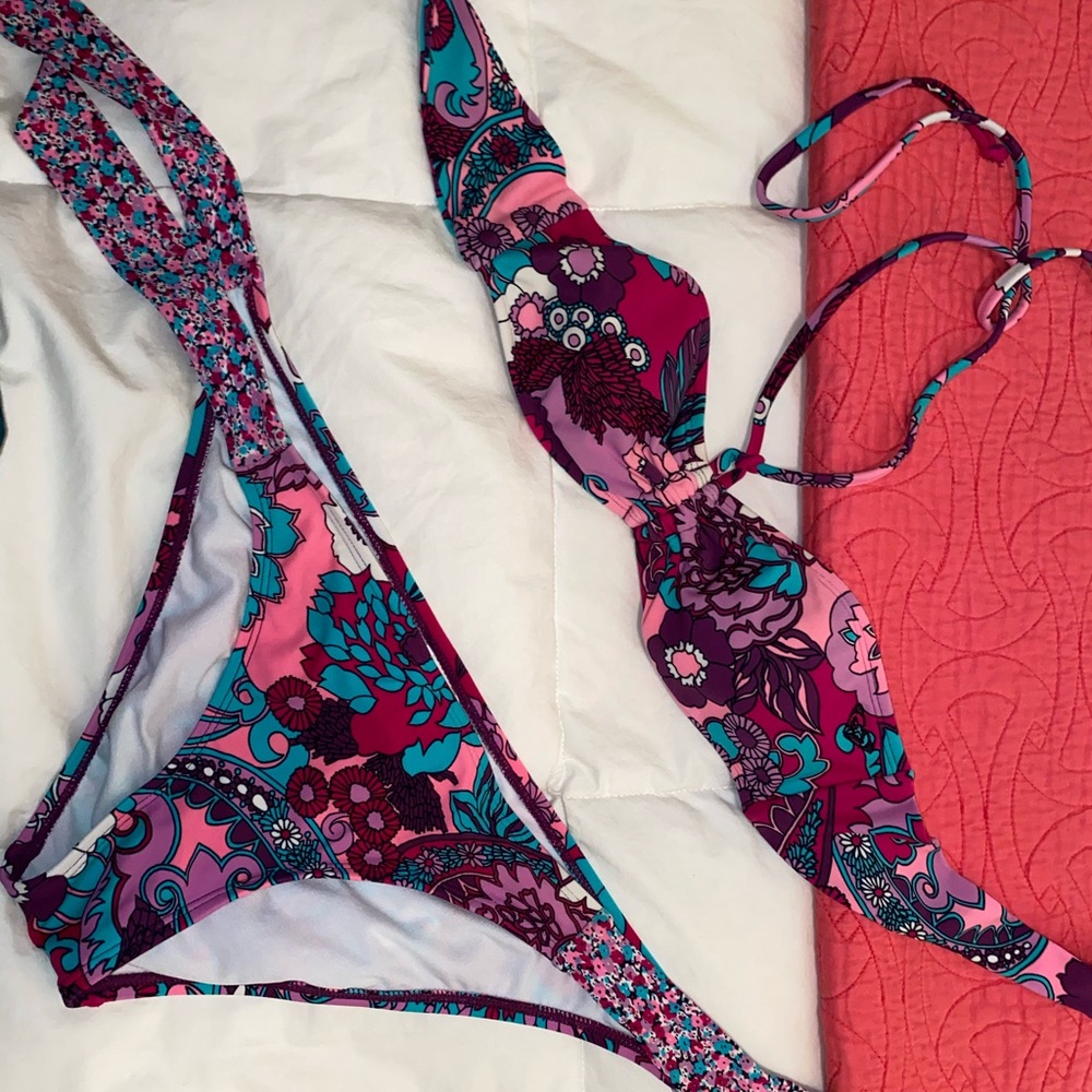 Roxy Paisley Bikini Set